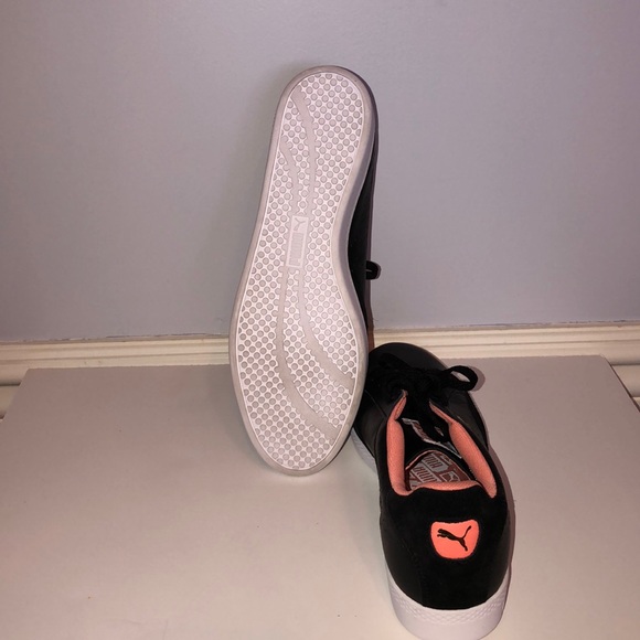 Leather Pumas - Picture 4 of 5